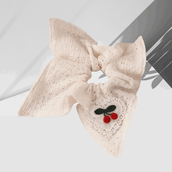 cherry beige tie